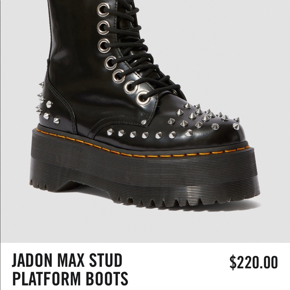 DM’s -  JADON MAX STUD PLATFORM BOOTS - sz. 8 W